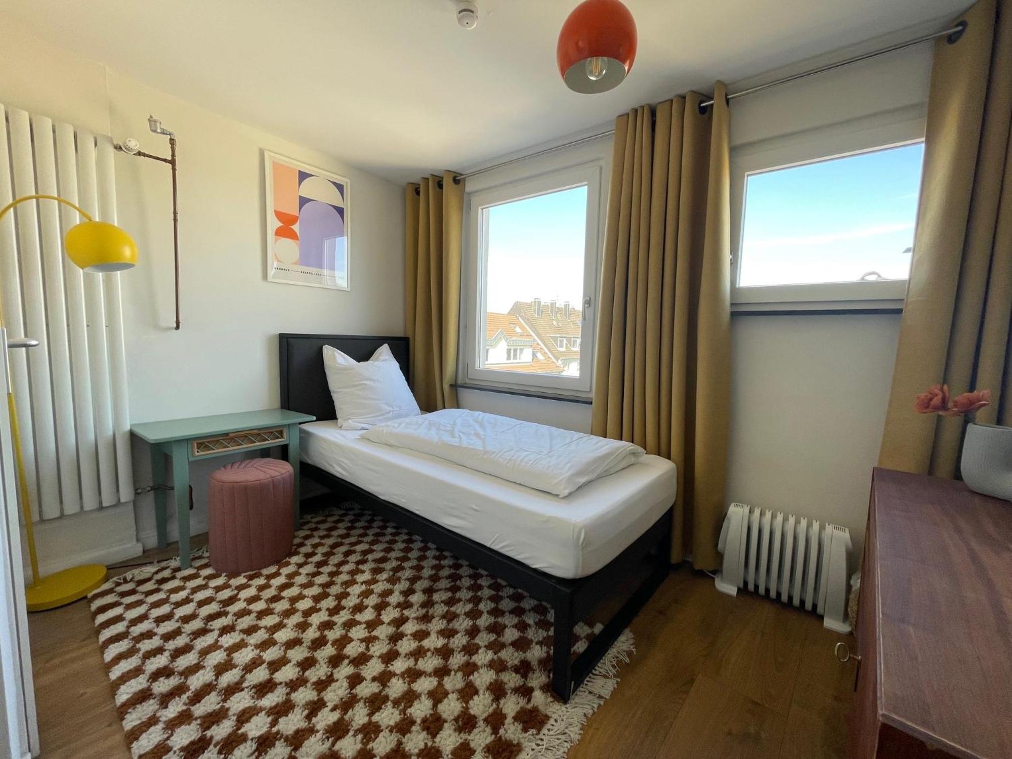 Weltempfaenger Backpacker Hostel Кельн Екстер'єр фото