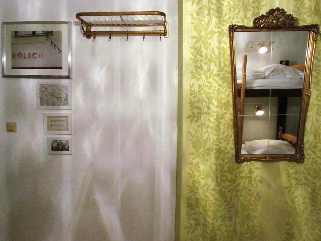 Weltempfaenger Backpacker Hostel Кельн Номер фото